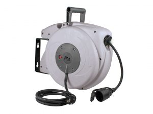 Automatic cable reels for the workshop