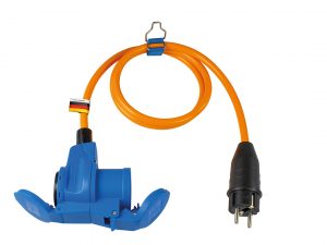 Adapterleitung aus Polyurethan mit Schutzkontaktstecker und CEE Kombi-Kupplung