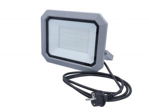 Slimline Pro Chip-LED Strahler 50 W mit OSRAM LED-Chip, verstärktem Aluminiumdruckgussgehäuse und IP65 Schutz gegen Staub und Strahlwasser.
